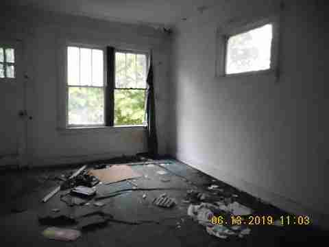 15796 14th (9)_m.jpg